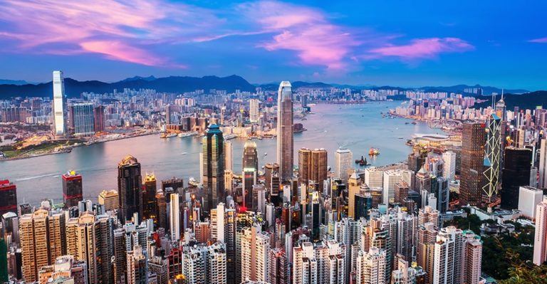7 sizzling ways to see and sell Hong Kong