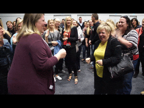 9 HILARIOUS moments from the 2015 TravelManagers Conference 28 Scissors