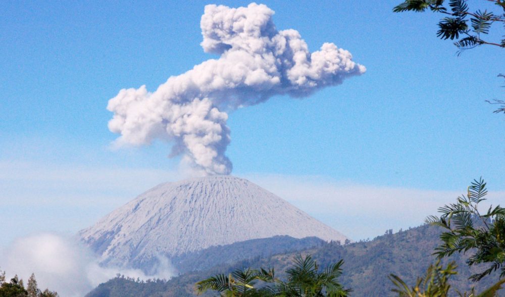 BALI FLIGHTS RESUME: Denpasar Airport has reopened after Mt Agung eruption