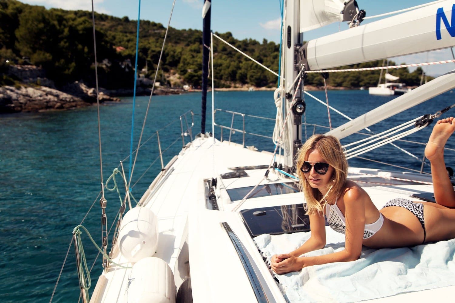 Jessica is the girl behind the popular blog TuulaVintage