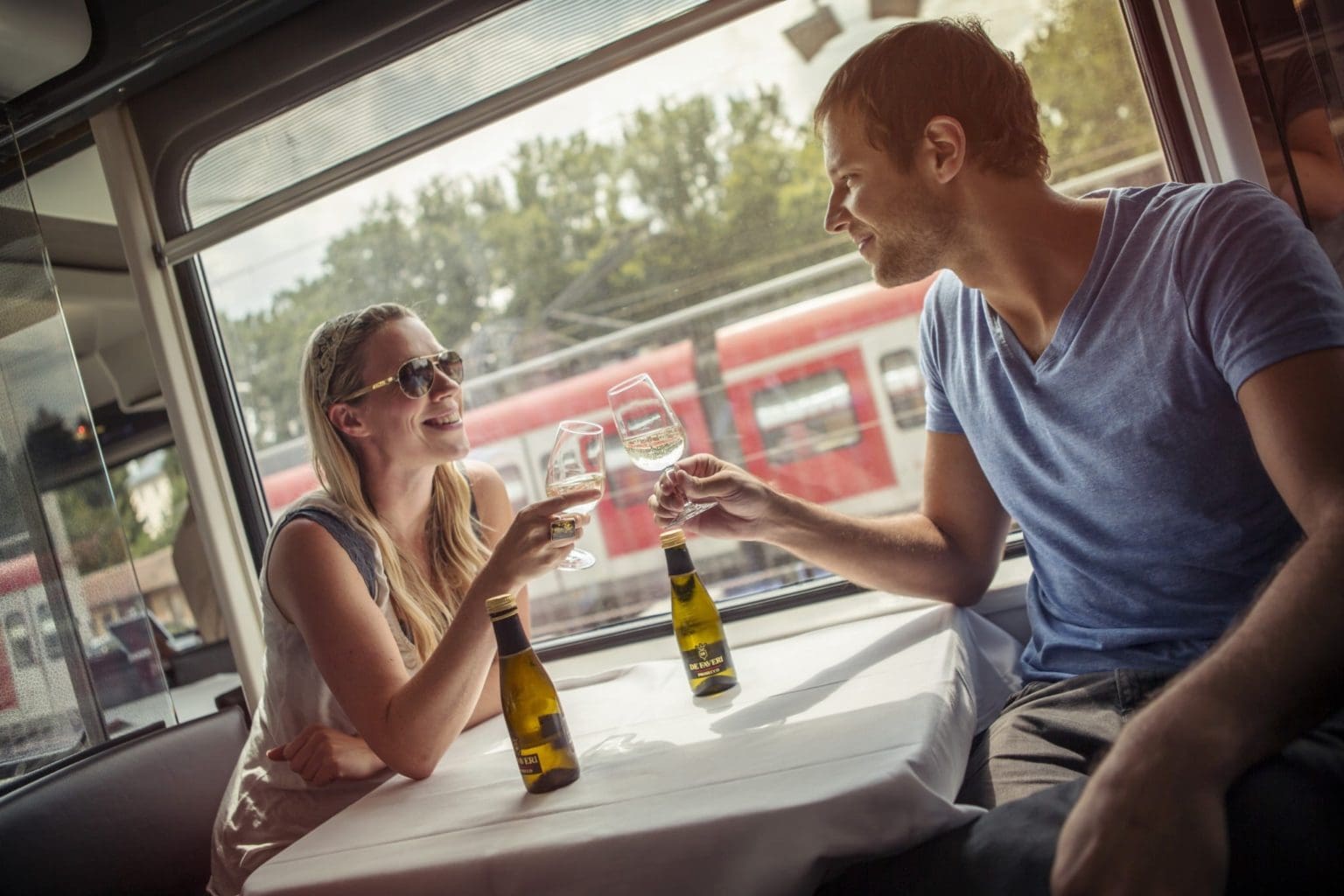 Drink travel. Travel by Train France реклама. Wine in Train.