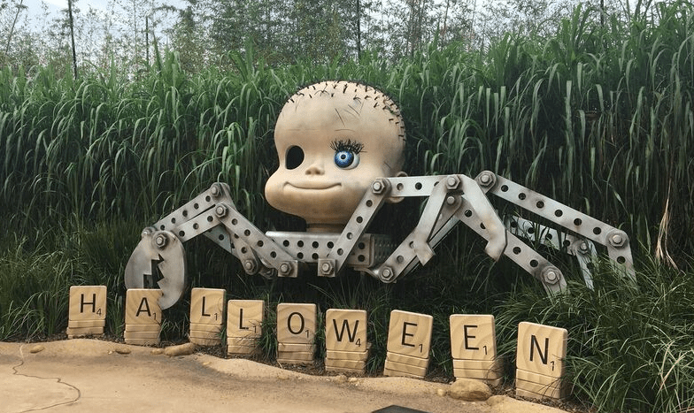 4 wicked reasons to visit Hong Kong Disneyland right now 12 screen-shot-2016-10-27-at-10-32-11-am