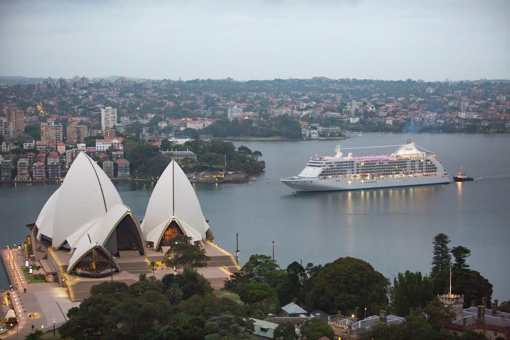 The Daily Travel Agent Bite: Fri 13 Jan 29 Travel Agent Seven Seas Voyager