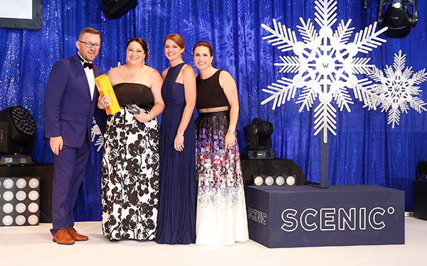 Scenic crown ice kings and queens at Night of Stars 6 scenic-nightofstars6