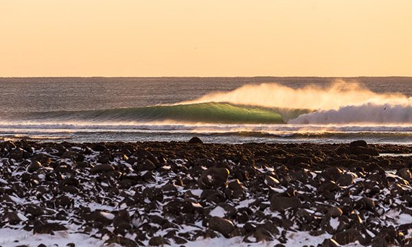 Jess Flint Travel with a Surfer 2