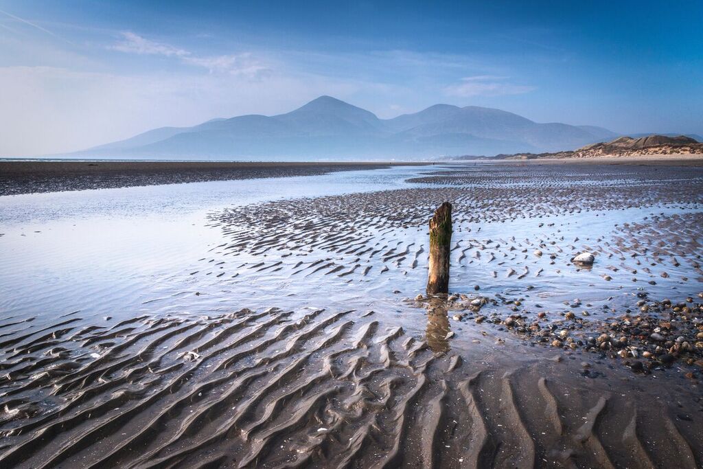 6. Game of Thrones Ireland Mourne Mountains credit AndySG iStock www.istockphoto.comphotostranded gm474569942 64763345