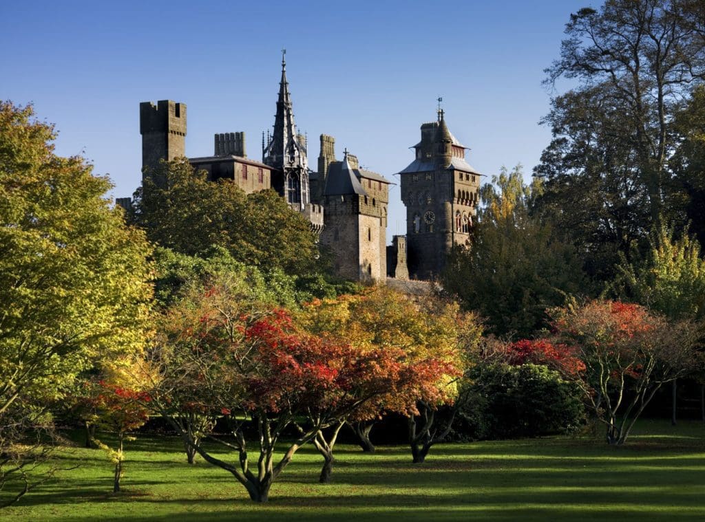 Sherlock Holmes Britain - Cardiff Castle