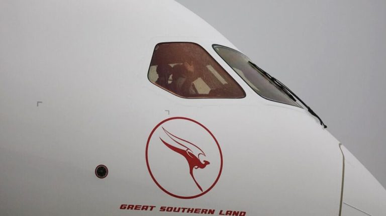 It’s here! Qantas’ ‘dream’ comes true as the 787 touches down in Sydney