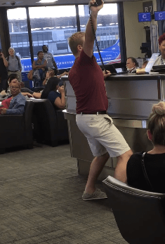 Southwest Airlines turns boring waits at the airport into hilarious karaoke sessions 17 Screen Shot 2017-10-12 at 9.44.08 AM