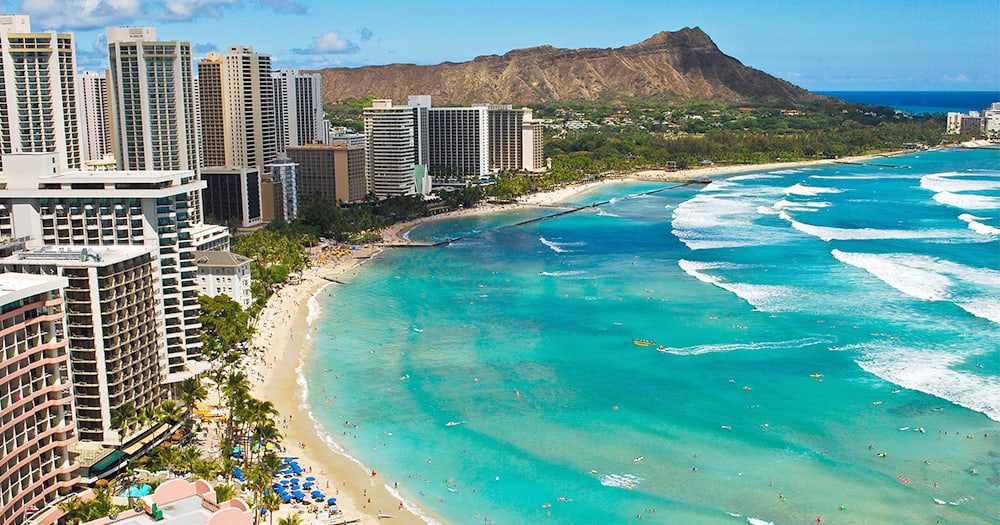 START THE GROUP CHAT: $199 flights to Hawaii are here