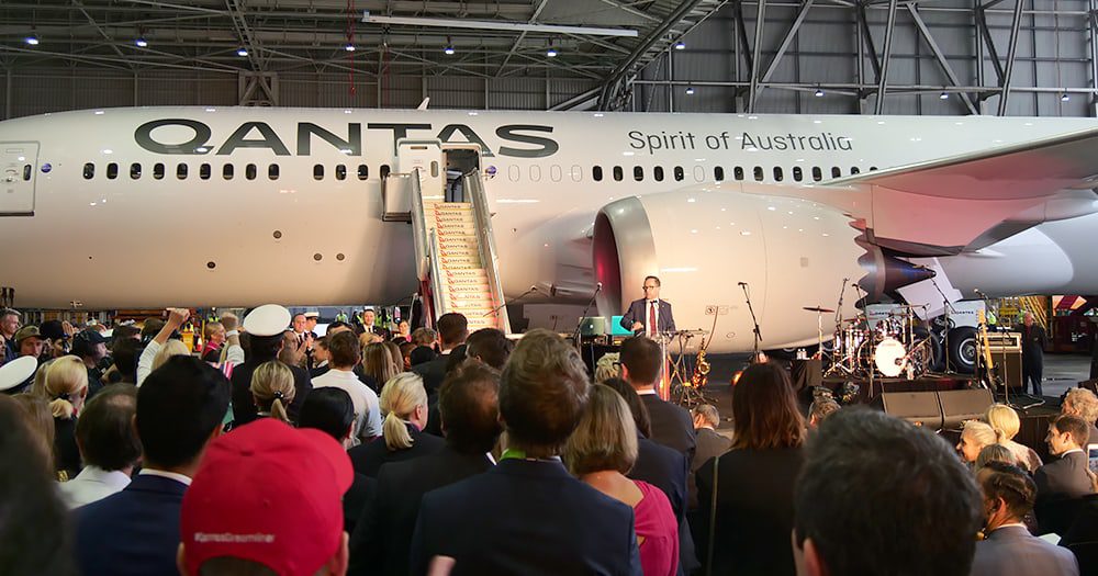 What’s so special about the Qantas Dreamliner anyway? 6 reasons to ponder