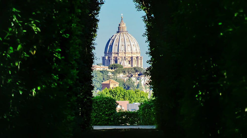 VIP experience at the Vatican, Regent adds more Cuba calls & more travel news