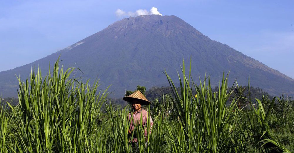 Whatever happened to that Balinese volcano erupting?