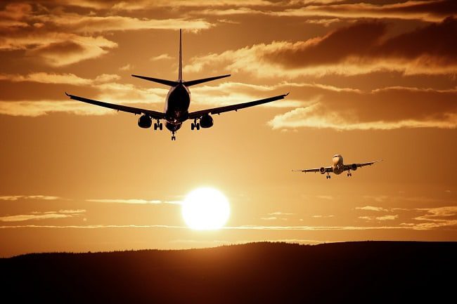 Aircraft generic sunset Pixabay KarryOn