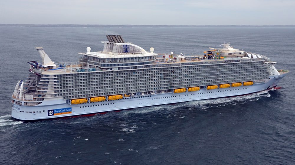 There's a new 'world's largest cruise ship' & it has an Escape Room AND an El Loco