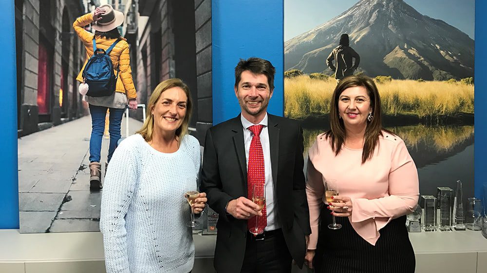 LOOKIN' GOOD: Skilled Travel shows off HUGE modern & stylish makeover