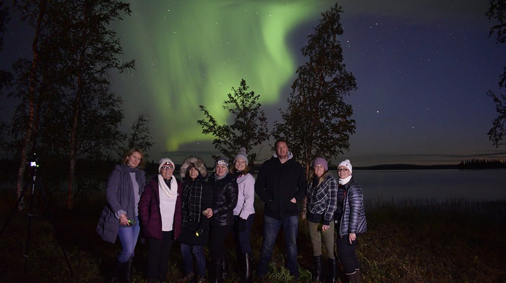 AGENTS IN FINLAND: 6 consultants watched the Northern Lights on a fam-trip
