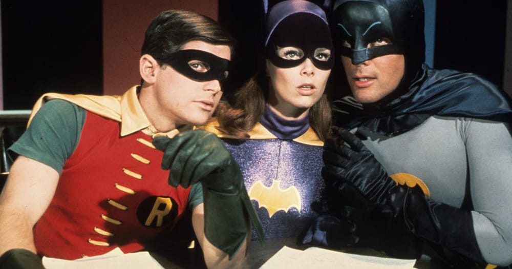 DYNAMIC TRIO: How peer support can turn you into a sales superhero