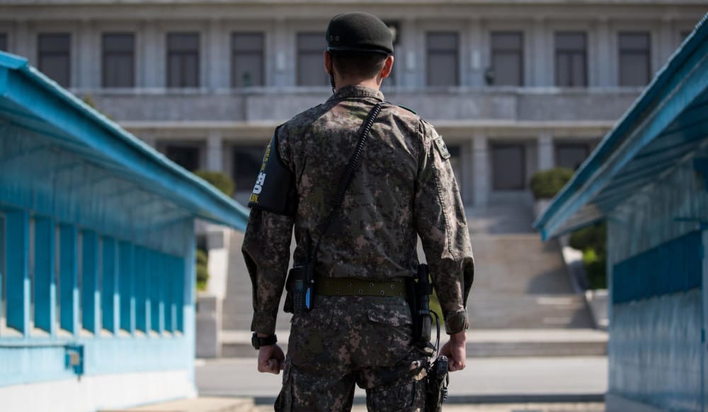 WOW: Tourists may soon be able to walk across the South & North Korea border