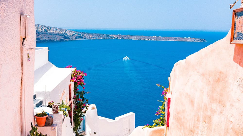 OPA! Insight Vacations is taking its top achievers to GREECE in 2019!