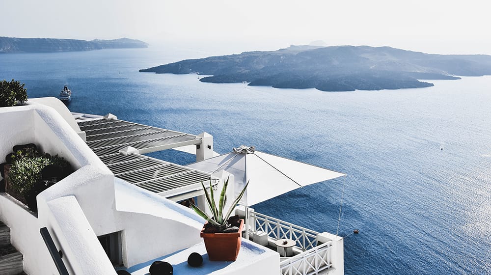 TRAVEL HACKS: How do your clients want to see Greece?
