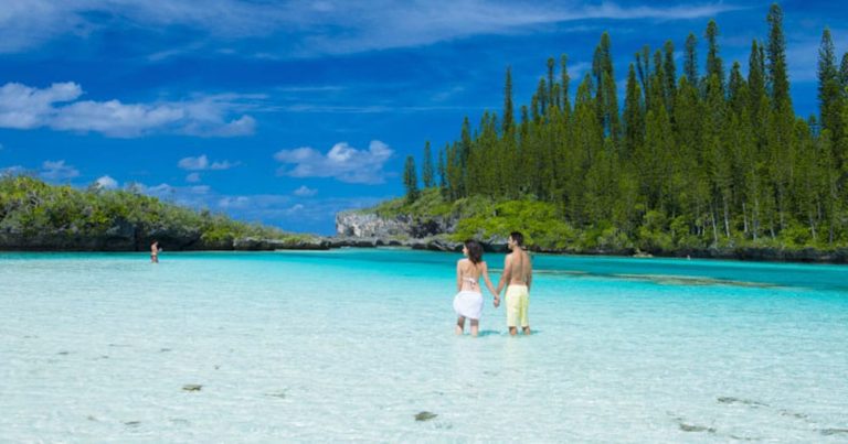 Sign up for New Caledonia Tourism’s live webinar on 8 Nov & escape virtually