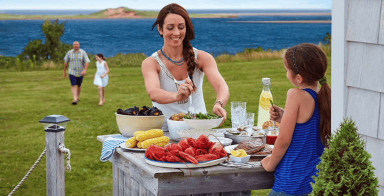 FOOD LOVERS UNITE: Eat and drink like a royal on this island