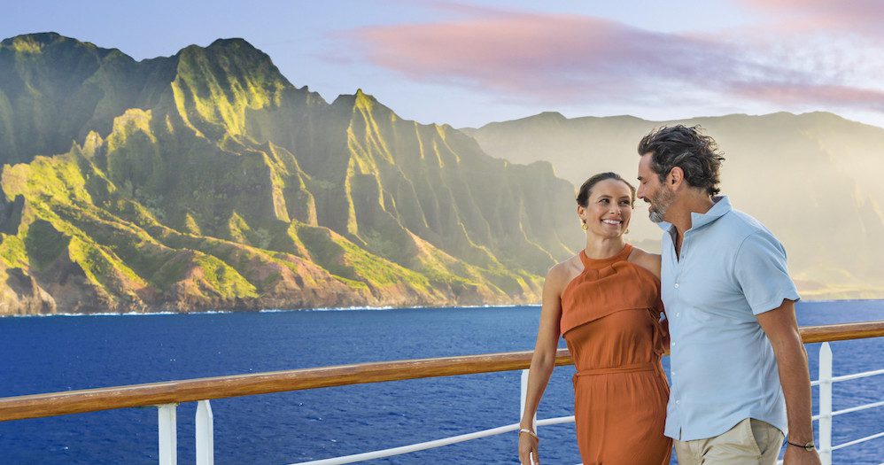 TROPIC LIKE IT'S HOT: Free drinks and free wifi on your next NCL Hawaii cruise!