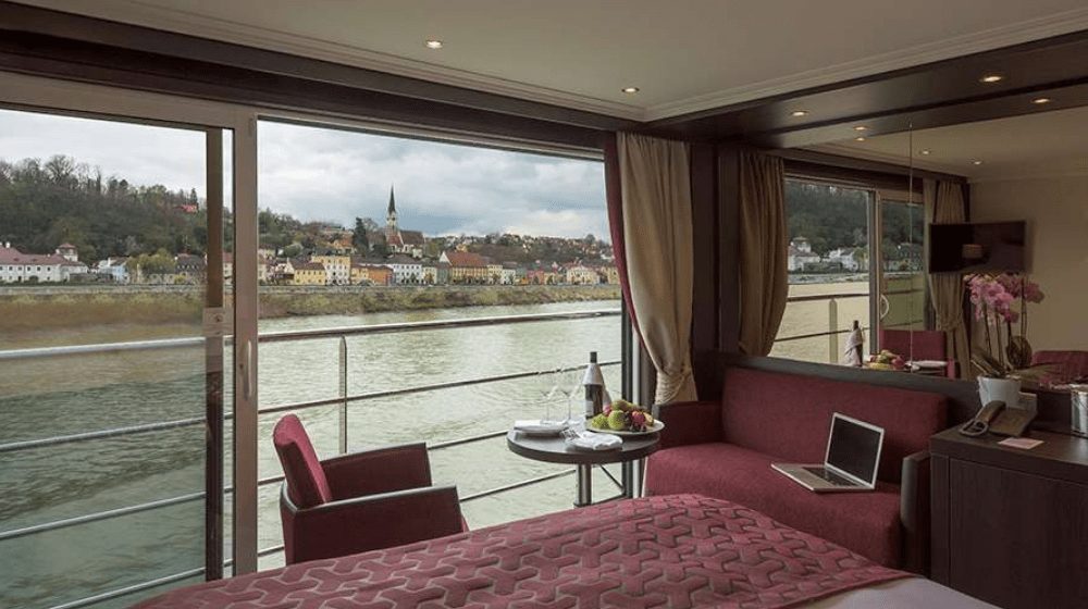 Incentive ahoy! Book 3 clients and cruise for free with Avalon Waterways