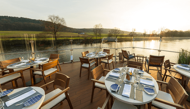 KARRYON-Viking-River-Cruising-Dining
