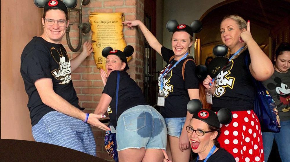 DISNEY DAYS: Travel Agents go wild on a Scavenger Hunt in Disneyland