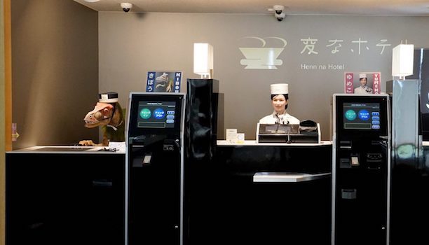 KARRYON-Japan-Henn-na-Hotel-robot-hotel