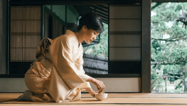 KARRYON-Japan-Tea-Ceromony-Lady