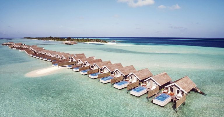 RESORT REVIEW: LUX* South Ari Atoll Resort & Villas, The Maldives