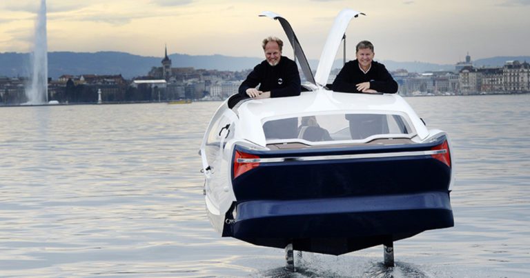 ZERO EMISSIONS: Paris Tests Out A New Eco-Friendly Water Taxi