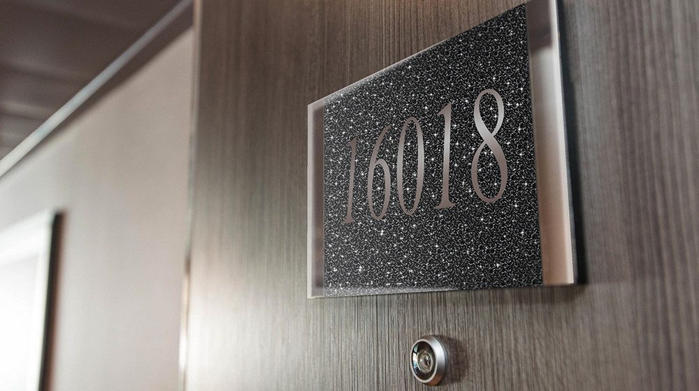 DAZZLING: Swarovski Bling'd Up An MSC Cabin With 700,000 Crystals