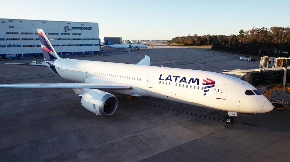 LATAM UPGRADE: New 787-9 Takes Off And Is Heading to Australia