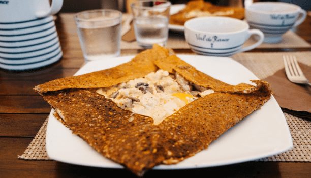 NEIGHBOURLY NOUMEA: The 48-Hour Guide To The New Cal Capital 18 creperie © Genta Masuda NCTPS e1574742269848