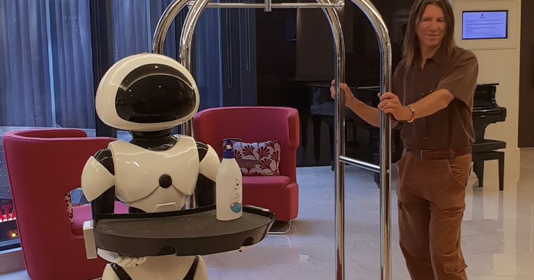 Say Hello To Hand Sanitising Robots And Tech Check-In At The Sofitel Darling Harbour