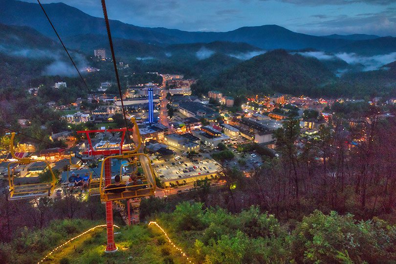 Musical Roots of The South: Road Trippin' USA 9 Karryon-BrandUSA-810_Gatlinburg_Tennessee_Point7LabsPhotoshoot2_2018_24