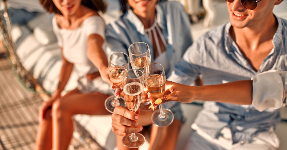 Free Champagne when booking PONANT and Paul Gauguin with Creative Cruising? Oui, s'il vous plait
