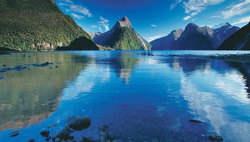 Travel Deals: Stop Dreaming about New Zealand & Go with Viva Holidays