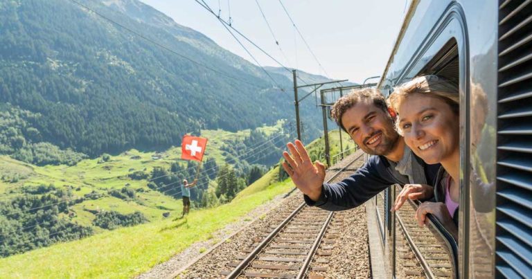 Get your clients a huge 25% off commissionable Swiss Travel Passes