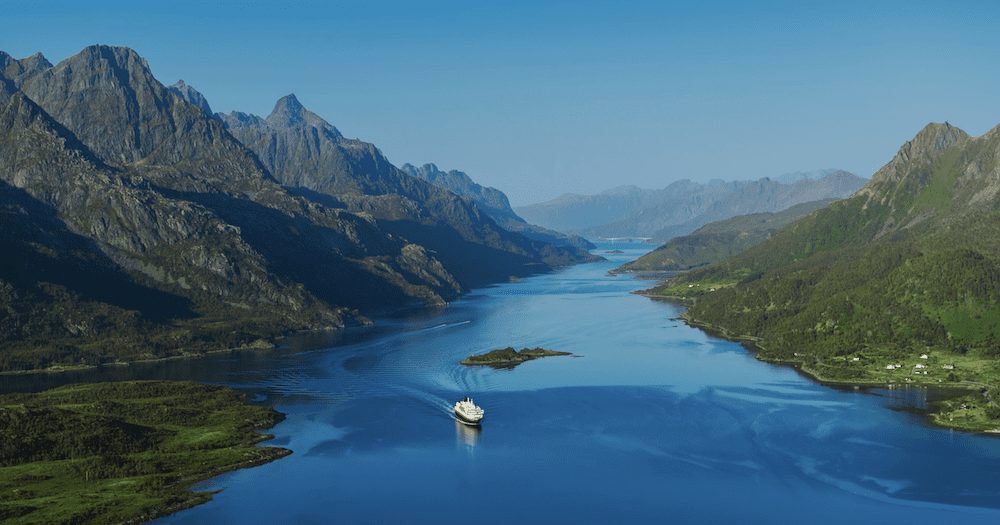 Save 10% with Hurtigruten's Norwegian Coastal Express 2022 freedom sale