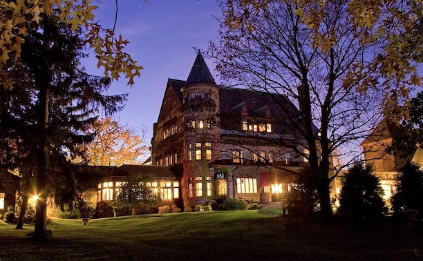 What’s Your Best New York State Hotel? Discover, Book & WIN! 12 Belhurst Castle