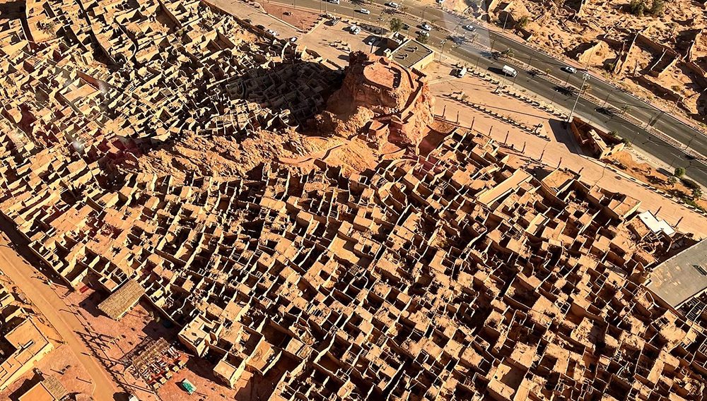 Explore AlUla Old Town's maze of 900 tiny houses and shops dating back 800 years ago.