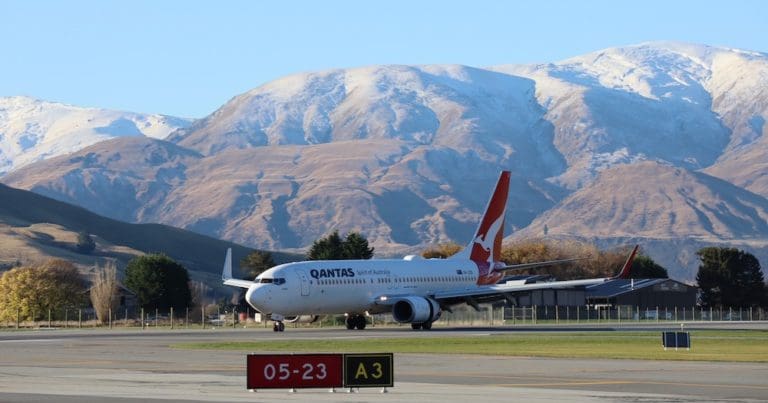 First Qantas direct Queenstown flight touches down ready for winter