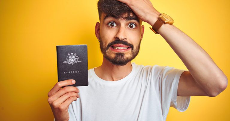 Aussies desperately await passport renewals as travel dates loom