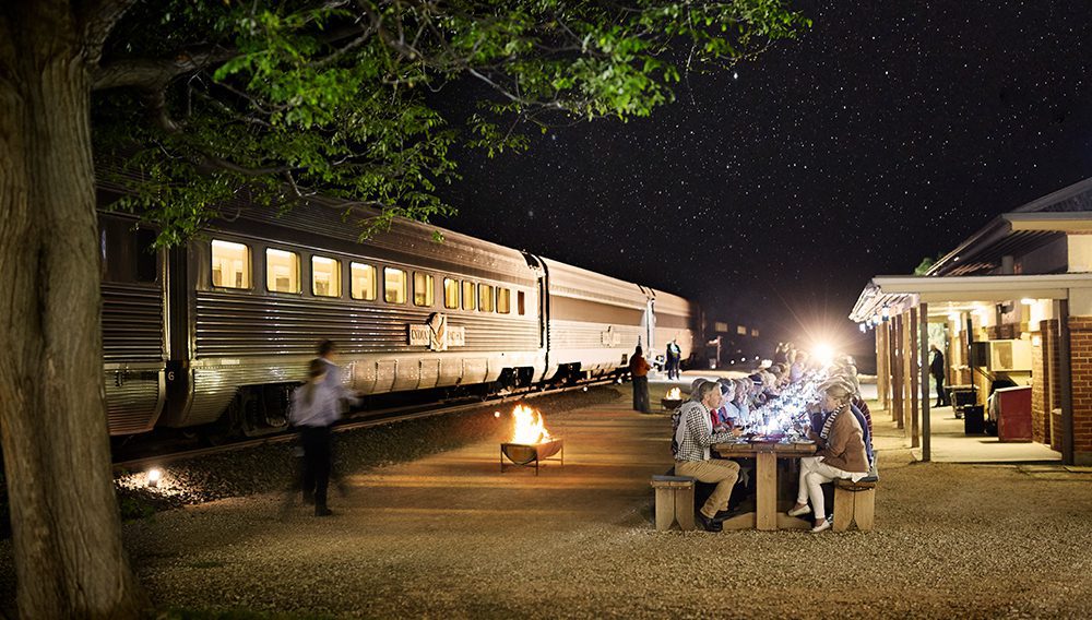 Off Train Experiences are also provided, including dinner under the stars at Rawlinna (the world’s largest sheep station), when travelling on the Indian Pacific.