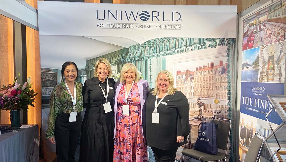 Karryon Paparazzi: Aloha Down Under, RCI, Cruise360, Aqua-Aston + more: 26 Aug 7 Cruise360 Uniworld